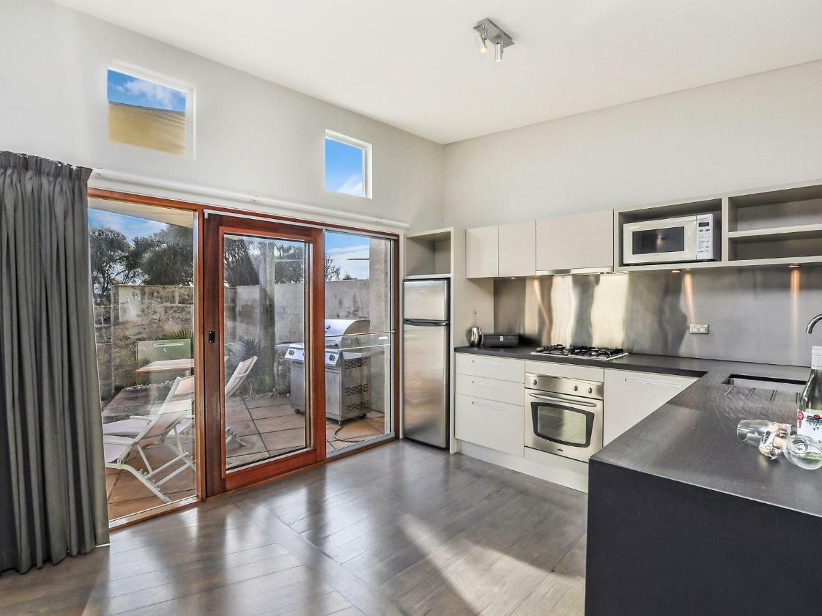 Hearns Beachside Villa 2 Port Fairy Ngoại thất bức ảnh