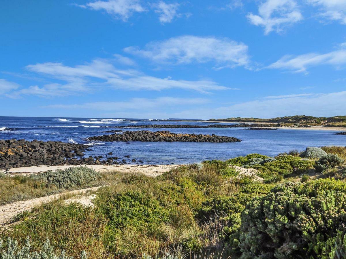 Hearns Beachside Villa 2 Port Fairy Ngoại thất bức ảnh